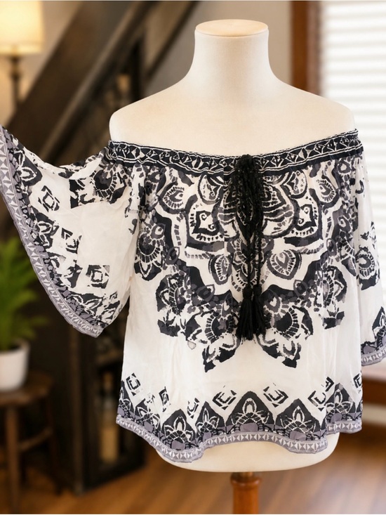 Flying Tomato Other - Flying Tomato Tassel Off Shoulder Bohemian Blouse Size S